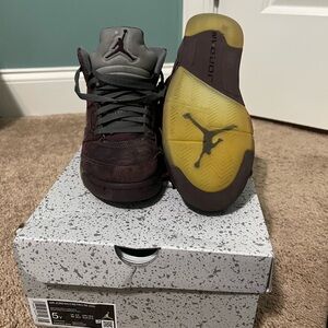 Jordan Retro 5 Dark Burgundy Sneakers